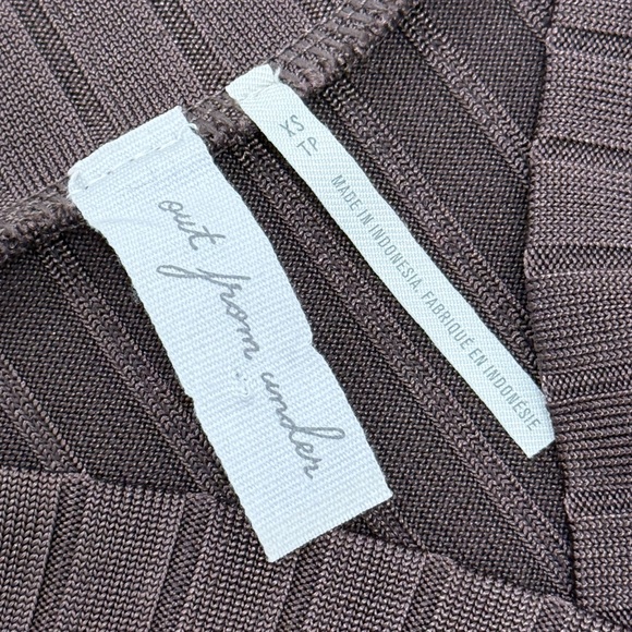 Women’s Out From Under Ribbed Off-Shoulder Bodysuit Burgundy - Picture 2 of 11